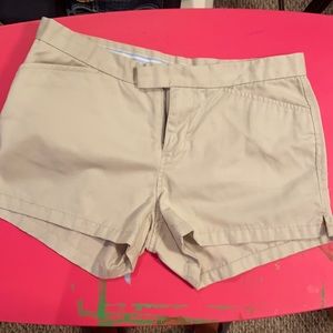 Abercrombie tan shorts